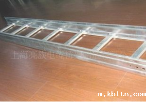 母线槽对比镀锌梯式桥架各显神通